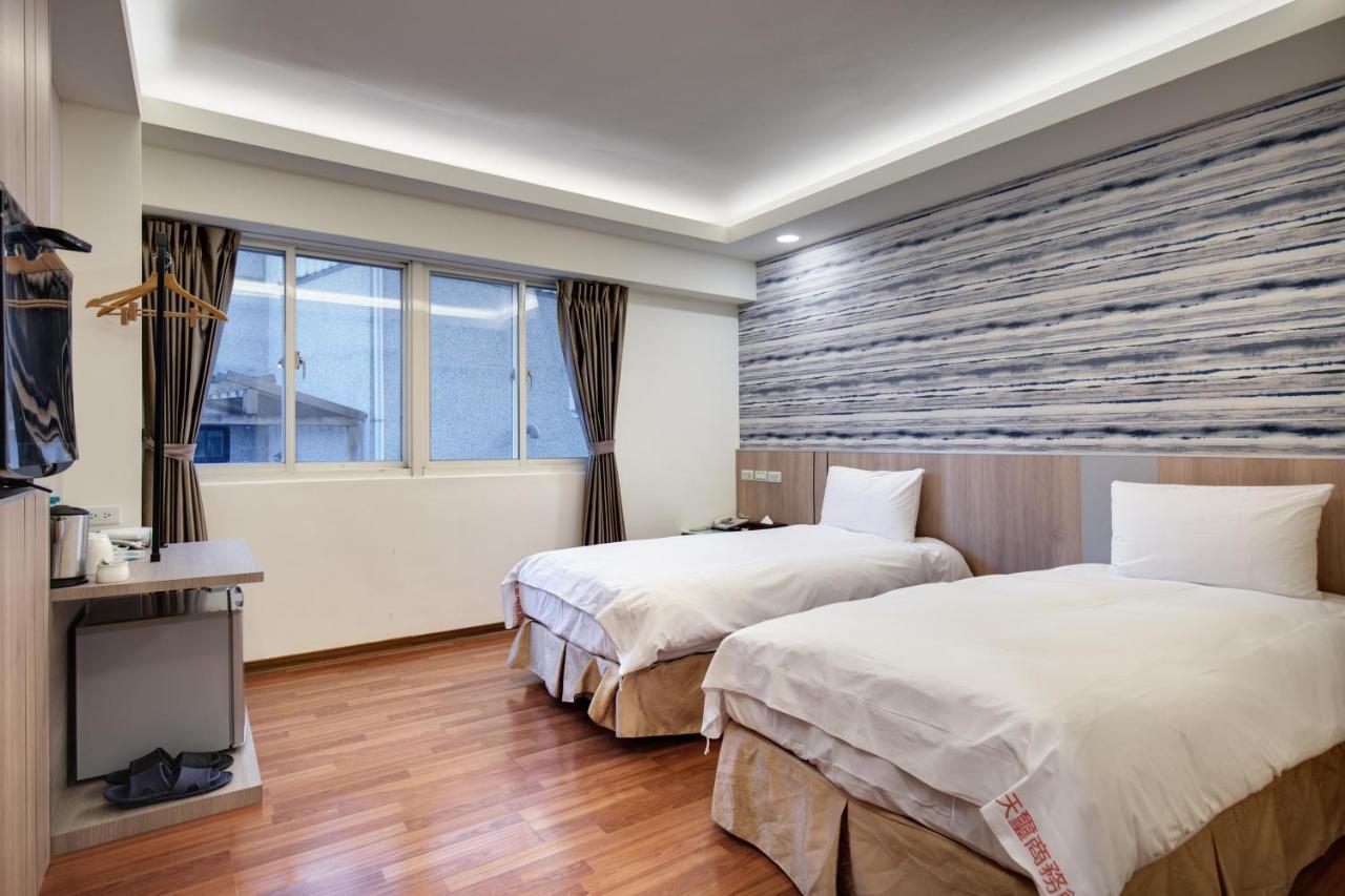 天璽商務飯店 Cullinan Hotel Хуалянь Экстерьер фото
